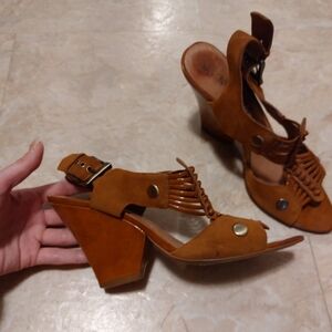 Leather sandals n. 704 b. Size  36